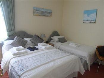 Kingsway Hotel